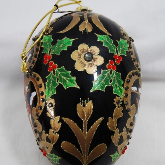 Joan Rivers Cardinal in the Snow Hand Painted Glass Egg Ornament - Picture 3 of 8